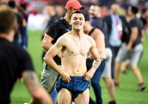 RADONJIĆ SE OPROSTIO: Sledeća stanica Francuska, Nišlija poslao poruku navijačima Zvezde sa Red Bul arene (VIDEO)