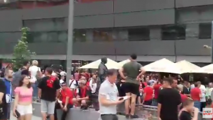 PRISTIŽU SLOVACI: Sve je veća gužva oko stadiona u Trnavi koji će biti krcat (VIDEO)