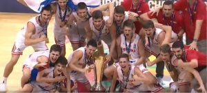 STIGLI U HRVATSKU: Zlatni košarkaši odneli u domovinu trofej iz Novog Sada