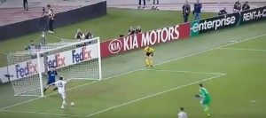 DOBRO POGLEDAJTE SLIKU ŠANSE ZVEZDE REPREZENTACIJE BIH: Verovali ili ne, ovo nije bio gol! (VIDEO)