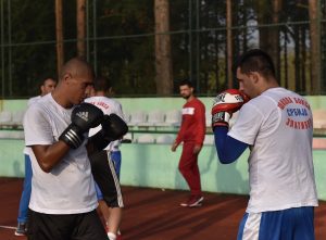 BOKS: Stasavaju novi klinci