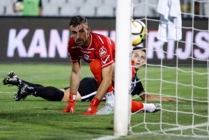 SUPERLIGA: Minimalna pobeda Partizana, sa igračem manje (VIDEO)