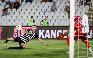 TRADICIJA: Partizanov junak je ovako dočekan u mladoj reprezentaciji Srbije (VIDEO)