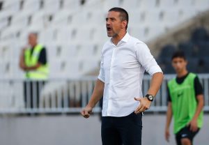 HAOS U HUMSKOJ: Proradila vrela krv Batice Mirkovića, crveni za Rad – pa ‘nedosuđen penal’ Partizanu! (VIDEO)