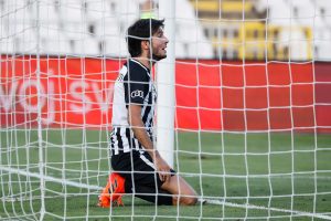 PROMAŠAJI U FINIŠU POLUVREMENA: Vulićević volšebno spasio Partizan, Valijente se obrukao (VIDEO)