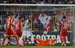 UDARNE VESTI DANA: Nezapamćeno – ‘večiti’ razmenili igrače! Brazilac ponuđen Partizanu, Zvezda našla špica u komšiluku