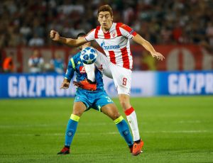 ZVEZDAŠI, NAVALITE: Počela aukcija dresova Zvezde nakon Napolija, najtraženiji Boaći, Stojković, Marin – ali i Milan Pavkov!