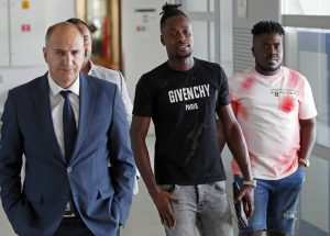 STIGAO MILJENIK ZVEZDAŠA: Boaći sa novom frizurom izabrao i novi broj – ‘Umalo nisam polomio daljinski!’ (FOTO)