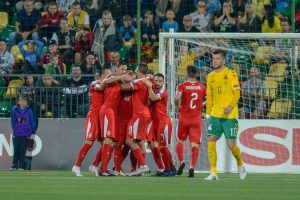 MOGU LI ONI DA NAPUNE STADION: FSS podelio osnovicma 10.000 karata