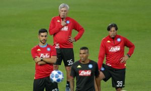 NAPOLITANCI PREKO TVITERA: Sa jednog od najpopularnijih delova Marakane, uz poruku da ‘Mister’ zna gde je (FOTO-UBOD)