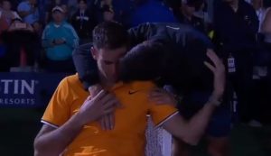 SCENA KOJA JE OBELEŽILA FINALE: Del Potro otkrio šta mu je Novak šapnuo dok je plakao nakon meča (VIDEO)