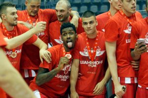 DA LI JE OVO ŠANSA DA ZVEZDA REŠI PROBLEM: Ljubimac zvezdaša neočekivano slobodan (FOTO)