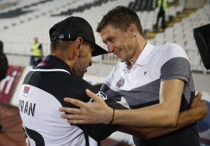 ISPUNJENA ŽIVOTNA ŽELJA: Crno-bela ljubav jača od bolesti (FOTO)