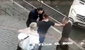 JOŠ JEDAN DIVLJAČKI INCIDENT: Kokorin i Mamaev pretukli vozača TV voditeljke (VIDEO)