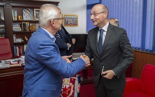 VISOKA ZVANICA NA MARAKANI: Ambasador Francuske posetio Crvenu zvezdu
