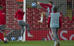 ČEKA SE KAPITEN: Traka kod Stojkovića ako Savić ne može i od starta Ebisilio na megdanu sa Liverpulom (SASTAV)