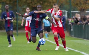 OMLADINSKA LIGA ŠAMPIONA: Zvezda ‘pokazala zube’, ali i pala u finišu nakon malerozne situacije – Joveljić mogao da postane heroj (FOTO)