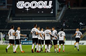 SJAJNA AKCIJA FUDBALERA PARTIZANA: A kao kruna – izuzetno lep gol Zakarića (VIDEO)