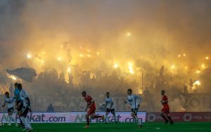 PREKID U HUMSKOJ: Navijači Partizana ‘zapalili stadion’ zbog dobro poznatog razloga (VIDEO)