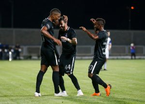 NADMAŠIO LUDORIJE LEONARDA: Partizanov stranac totalno promenio imidž, čak i istetovirao glavu (FOTO)