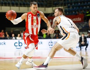 POLUVREME U PIONIRU: Cirbes van meča, Odžo ‘jede’ Nemce , odnos prema Lesoru muči navijače (REAKCIJE)