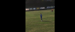 ŠOU PROGRAM U BIH: ‘Lažni’ golman pao kao iz karabina pogođen (VIDEO)