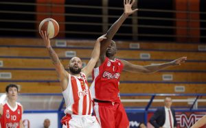 CRVENO-BELI IZ ŽELEZNIKA NE SEDE SKRŠTENIH RUKU: Stigao bek Amerikanac! (VIDEO)