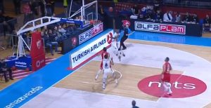 PIONIR VIDEO MAGIJU: Igrač Ulm-a ‘preskočio’ tablu (VIDEO)