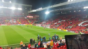 NEVEROVATNO: Struja nije jedini problem na ‘Enfildu’, igrači će nakon utakmice poželeti da se što pre vrate u hotel