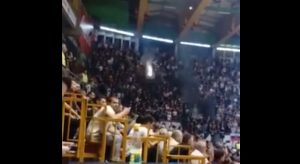 NEŠTO ŠTO SE NE VIĐA ČESTO: Konfete, pa pirotehnika na tribinama Pionira (VIDEO)