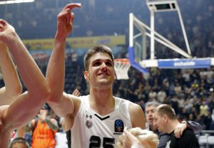 ‘MASKIRAN’: Zagor neprepoznatljiv – postao Zoro, ovako mu stoji maska (FOTO-UBOD)