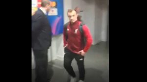 OVO SE ČEKALO: Šaćiri upitan da priča za ‘svoje, srpske medije’ – pa se na ‘Enfildu’ poneo neprofesionalno (VIDEO)