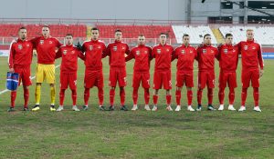 TUGA I ČEMER: Pogledajte na šta liči teren ‘Karađorđa’, ‘travnati tepih’ ili ‘blatuša’? (FOTO)