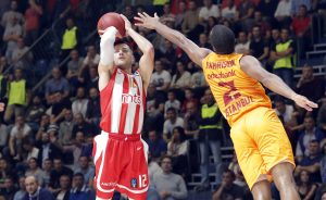 POLUVREME PROTIV GALATASARAJA: Ko je nervirao zvezdaše i čiji ‘nestanak’ ih brine (REAKCIJE)