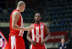 ZVEZDA ZOVE NAVIJAČE: Na Galatasaraj već za 600 dinara