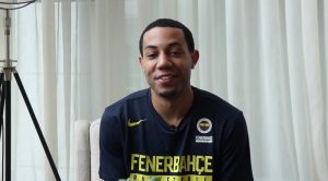 GRIN O PRELASKU U FENER: Poziv Željka Obradovića se ne odbija, zbog toga sam tu