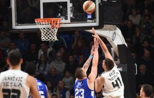 REAKCIJE: Grobari besni na jednog igrača, drugog hvale! (TVITOVI