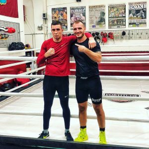 BRAVO: Srpski bokser bije bitku u Istanbulu u ring će sa majicom Marka Ivkovića Jagode (FOTO)