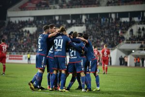 ZVEZDA PONOVO U IGRI: Ben bacio ‘Čair’ u trans, čeka nas paklenih 25 minuta (VIDEO)