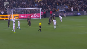 RAČUNA LI SE OVO U ‘MAKAZICE’: Da je Ibrahimović dao ovakav gol, brujala bi cela planeta (VIDEO)