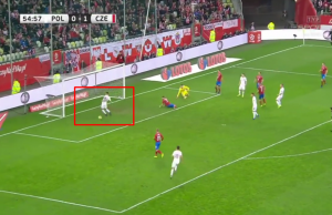 NE VERUJE ŠTA JE URADIO: Robert Levandovski promašio zicer karijere! (VIDEO)