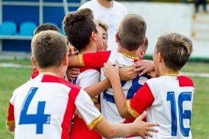 VOŠA TE ZOVE: Upis dečaka od šest i više godine u školu fudbala