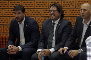 NAVIJAČIMA TO NIJE PROMAKLO: U prvom planu znoj srčanog Trinkijerija, kako je to Partizan i ‘Golden Stejt i Karpoš Sokoli’