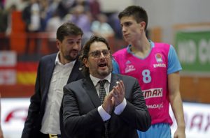 ITALIJAN OPET ODUŠEVIO: Trinkijeri odbio da je zbog njega bila puna dvorana Mege, pa prstom pokazao zbog čega je (FOTO)