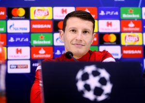 EMOTIVNI OPROŠTAJ SRNIĆA: Sa tobom sam Zvezdo prošao sve, uspone i padove! (FOTO+VIDEO)