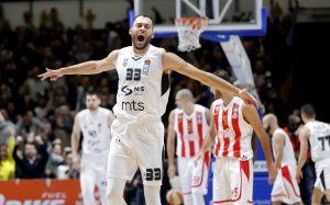 GDE JE I ŠTA RADI: Bivši centar Crvene zvezde i Partizana ima novi klub…