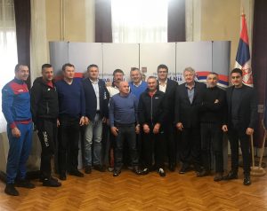 FINALE ZA KRAJ: Ruska boks armada dominira ‘Zlatnom rukavicom’