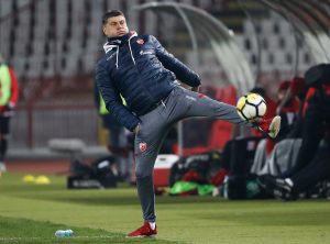 OTVORIO KARTE GRCIMA: Milojević detaljno ‘skenirao’ napadača najvećeg rivala u borbi za titulu!