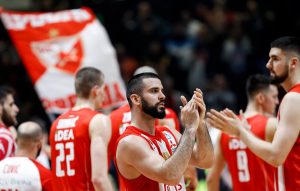 ZBOG OVOGA GA NAVIJAČI ZVEZDE OBOŽAVAJU: Novi potez Branka Lazića koji će ući u legendu! (VIDEO)