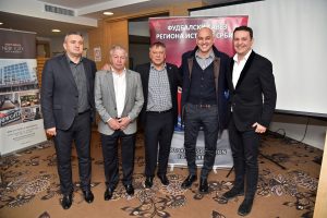 FSS PONOVO POMAŽE: Stigla oprema za klubove iz Niša i okoline (FOTO)